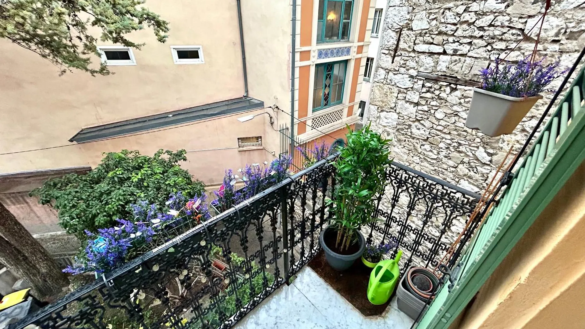 아파트 Lovely & Sunny Loft Heart Of Nice With A/C!