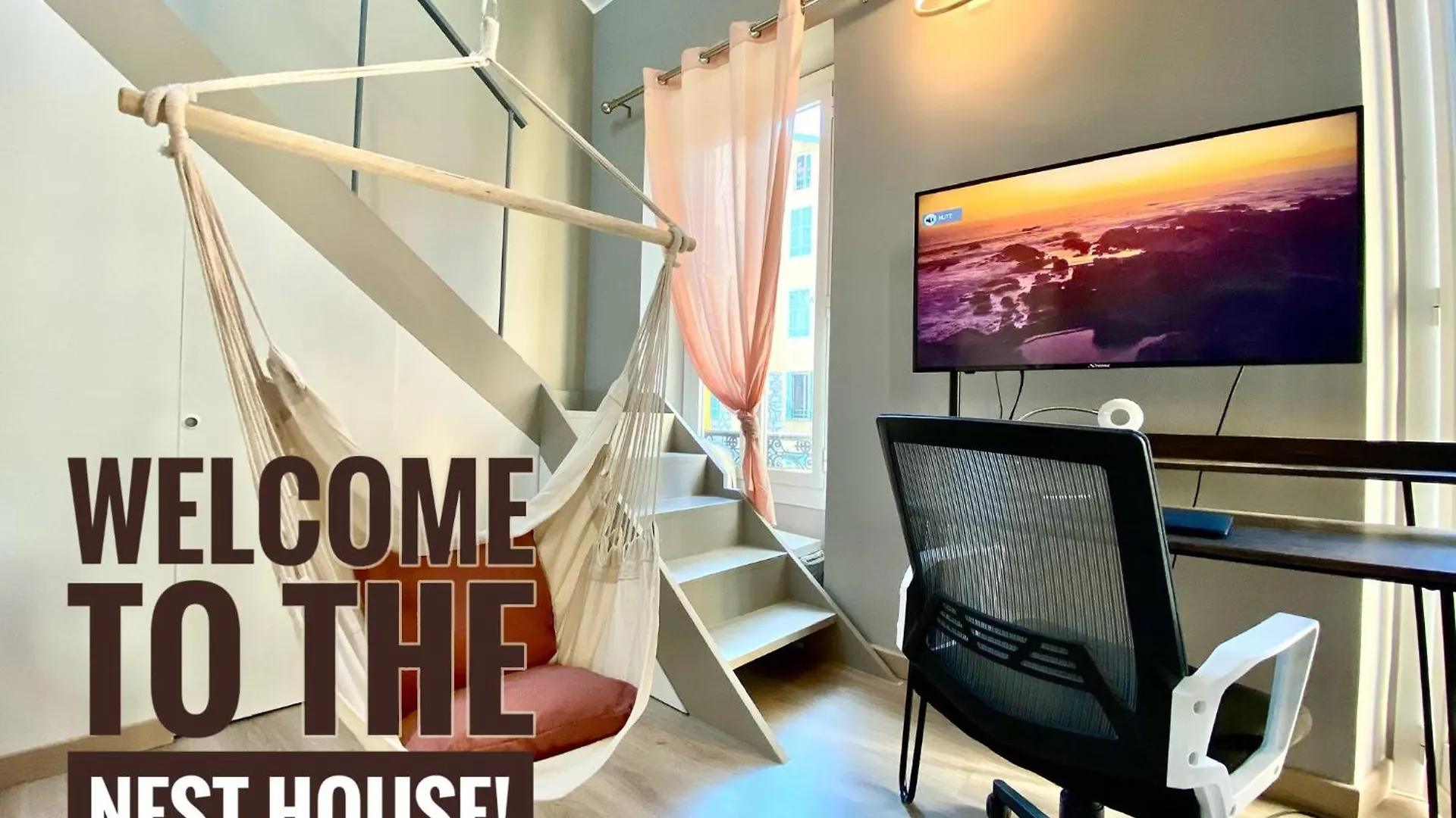Lovely & Sunny Loft Heart Of Nice With A/C!